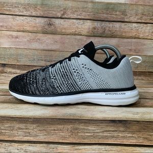 APL Techloom Pro Athletic Shoes